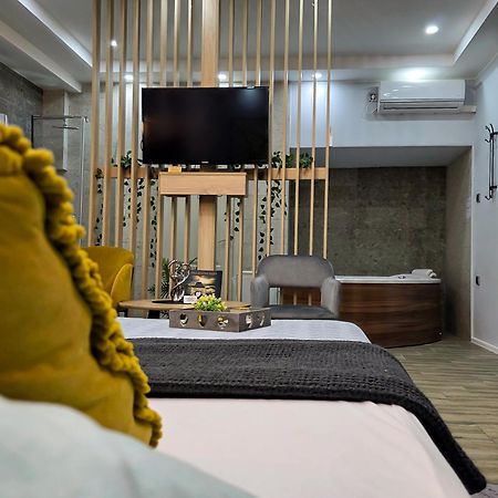 Vanimi Lux Apartmani Kikinda Esterno foto