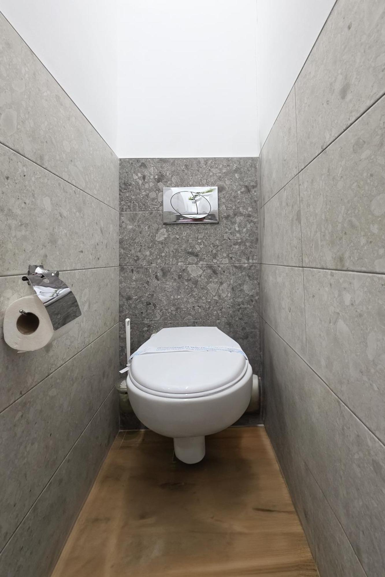 Vanimi Lux Apartmani Kikinda Esterno foto