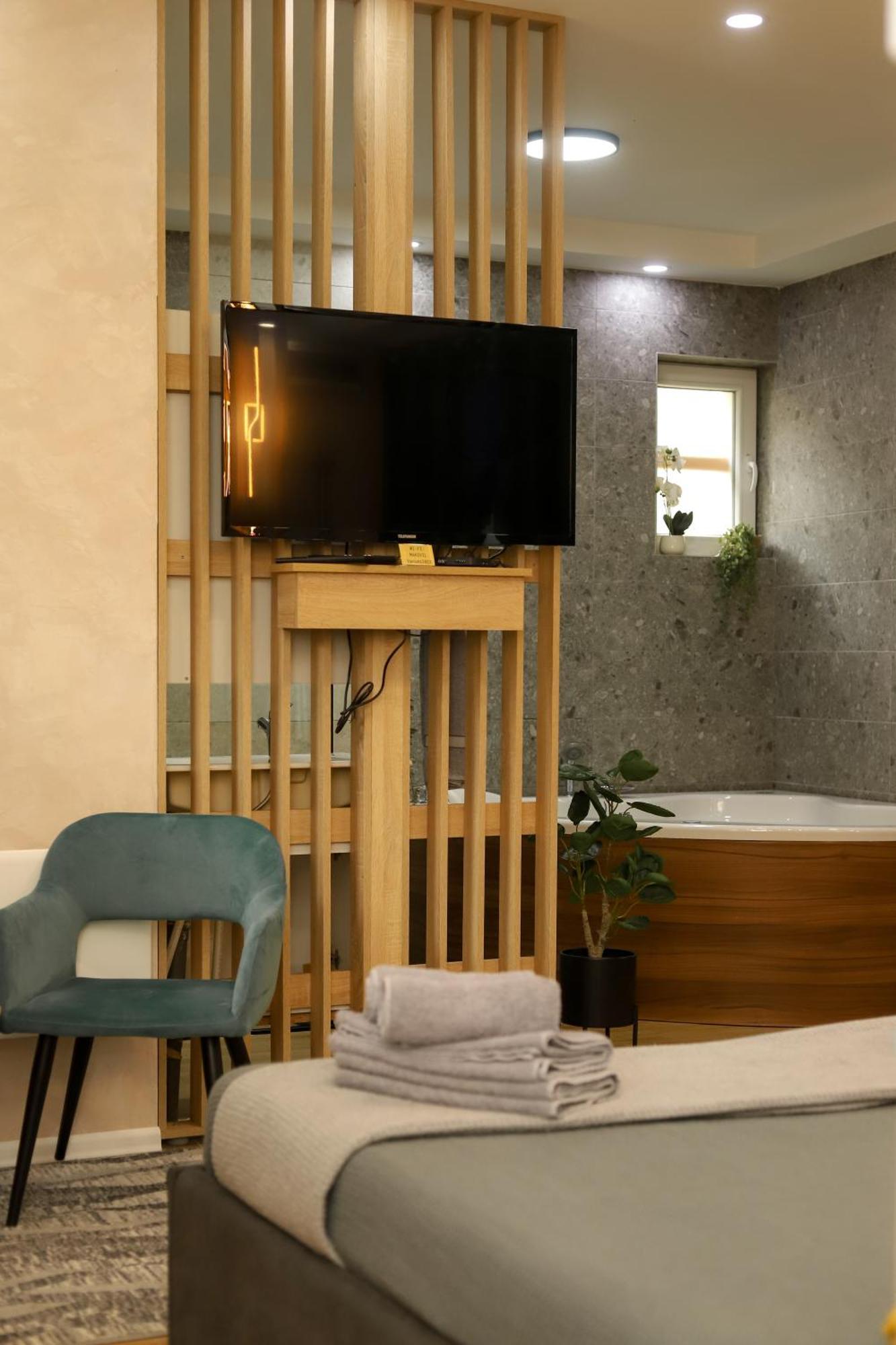 Vanimi Lux Apartmani Kikinda Esterno foto
